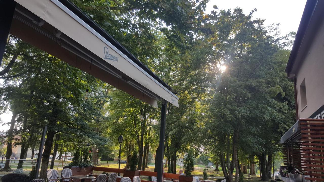 Park Rooms Dugo Selo Bagian luar foto
